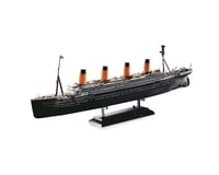 Academy/MRC 1/700 R.M.S. Titanic W/Led Set