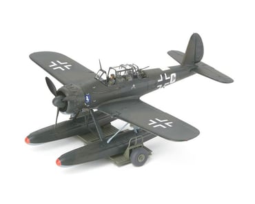 Tamiya® Maquette avion Messerschmitt Bf109 G-6 & Kübelwagen 1:48