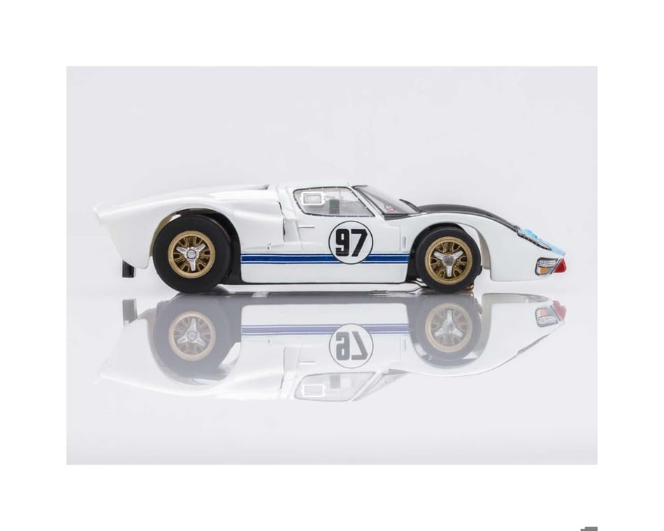 AFX Collector Series 1966 Ford GT40 Mk II Daytona #97 HO Slot Car