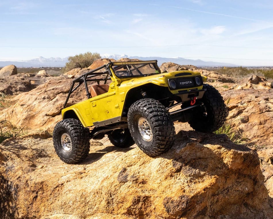 Axial SCX10 III V2 1/10 4WD Scale Rock Crawler Builders Kit [AXI