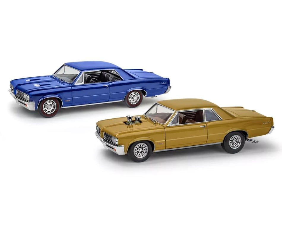 Revell 1/24 2-N-1 1964 Pontiac GTO Plastic Model Kit [RMX14574