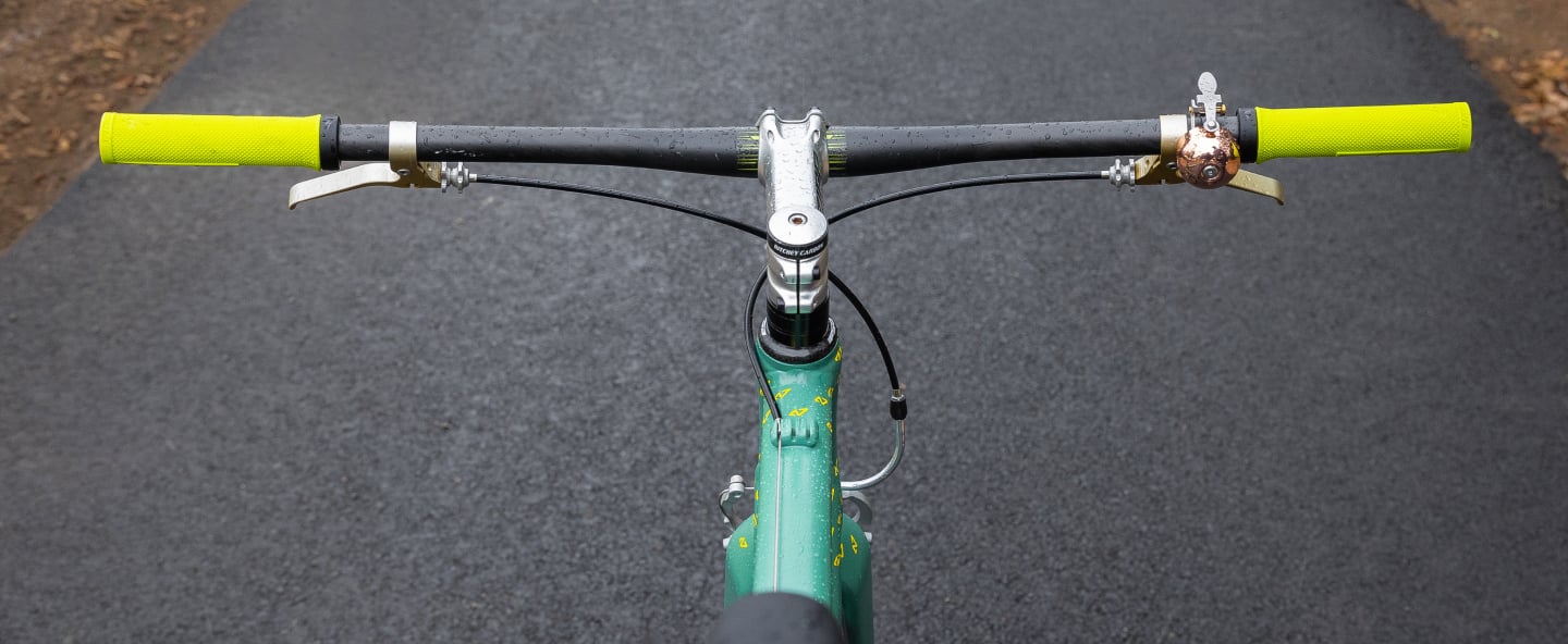 Flat MTB Bars close up