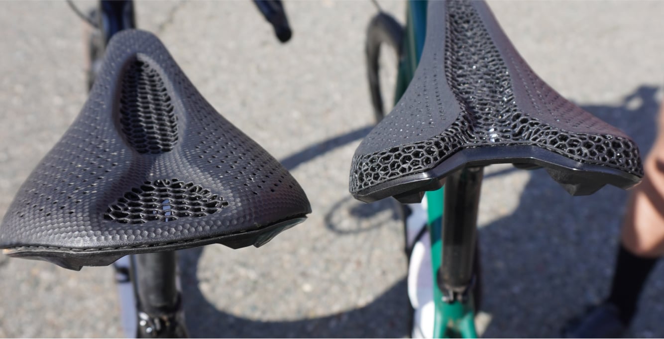 comparison of two different 3d printed saddles