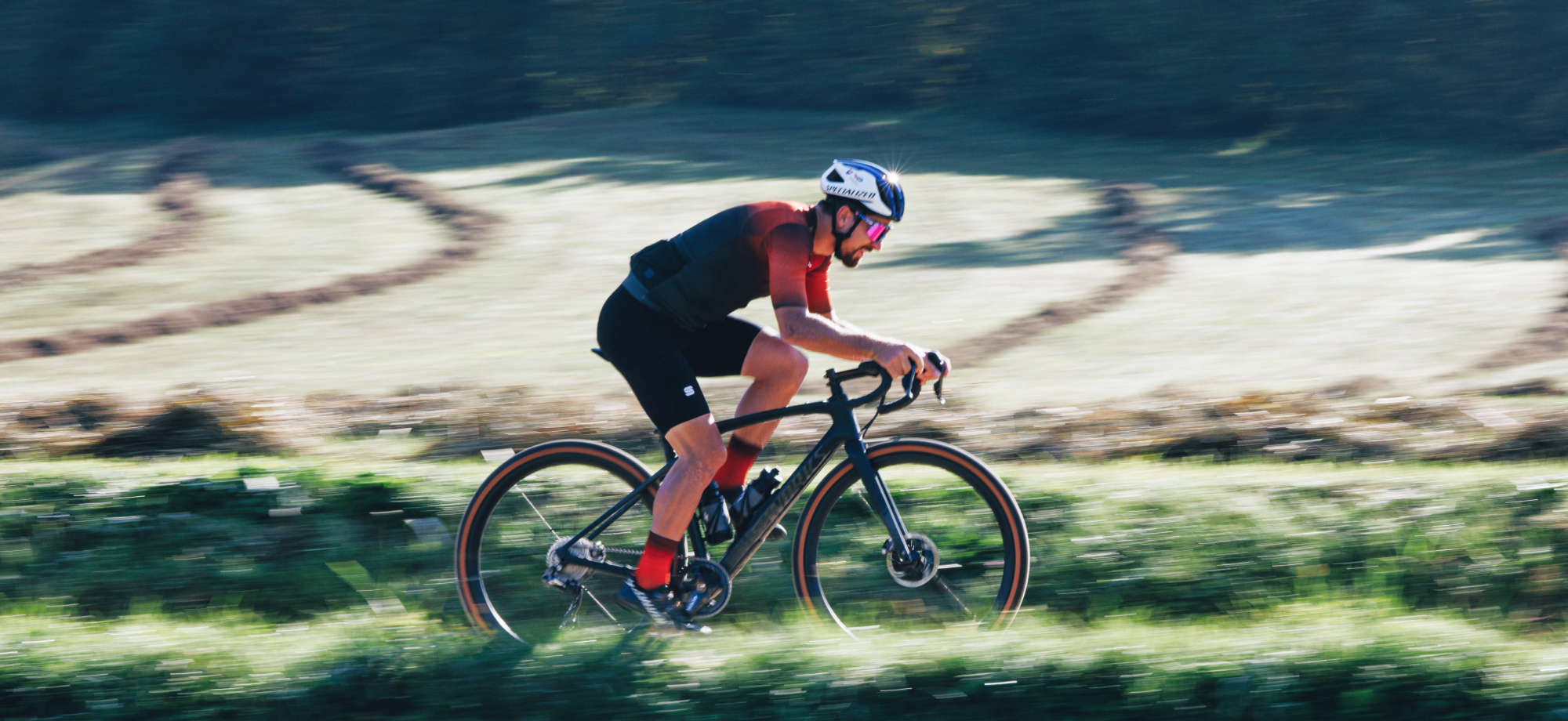 Gravel cyclist on a bike with Roval Gravel WHeels
