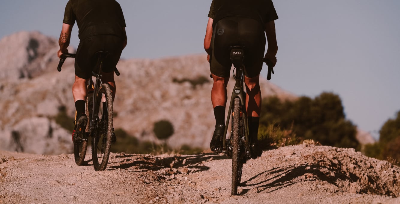 road bike with continental tire